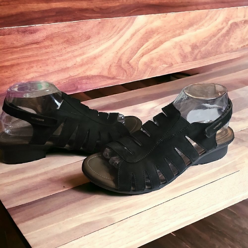 Mephisto Praline Black Nubuck Size 40 womans